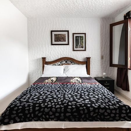 Fami Hotel Vive Jardin Bagian luar foto